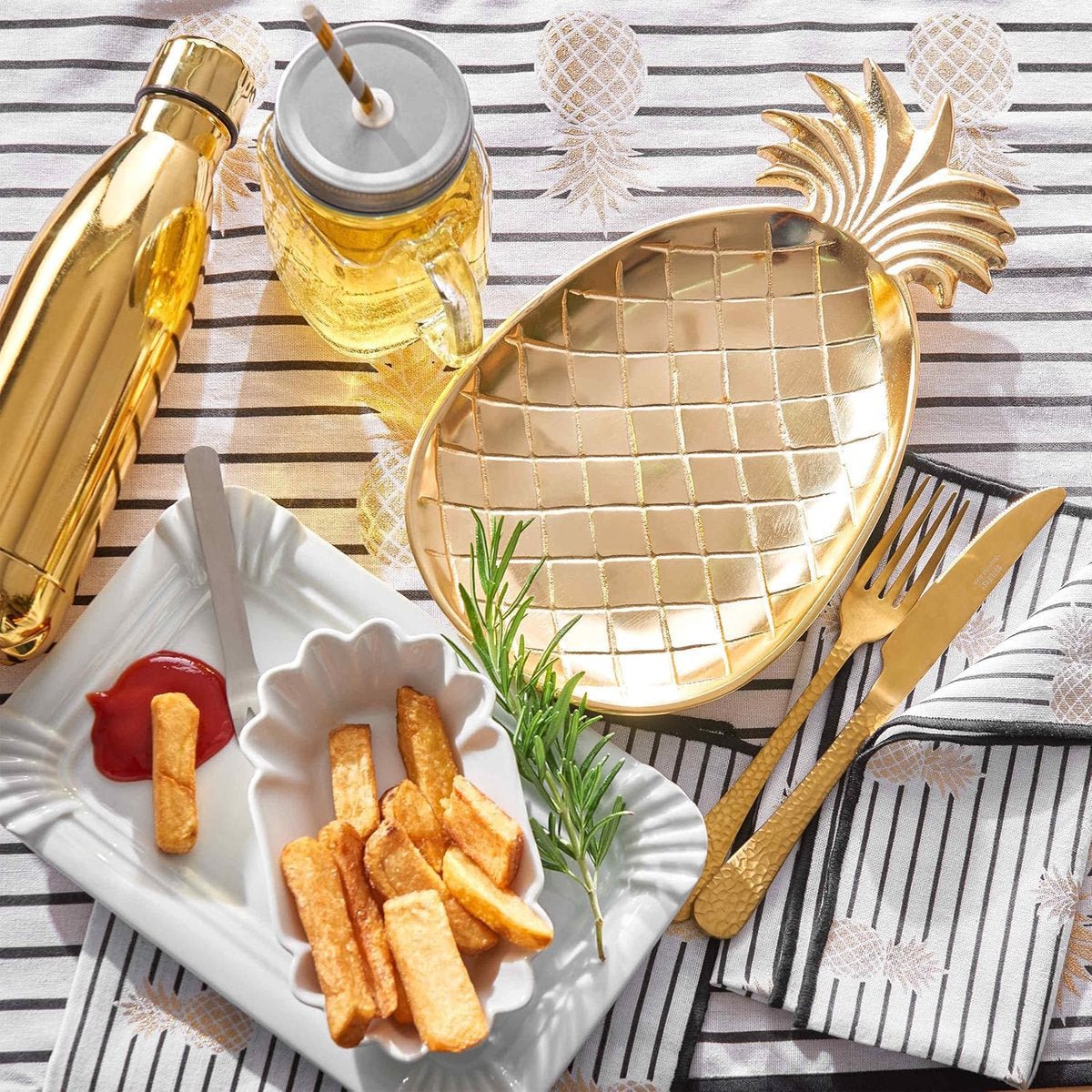 Kadirelli Bestekset - 24 - delig - Goud - 6 - Persoons - Gehamerd Handvat - TEKZEN