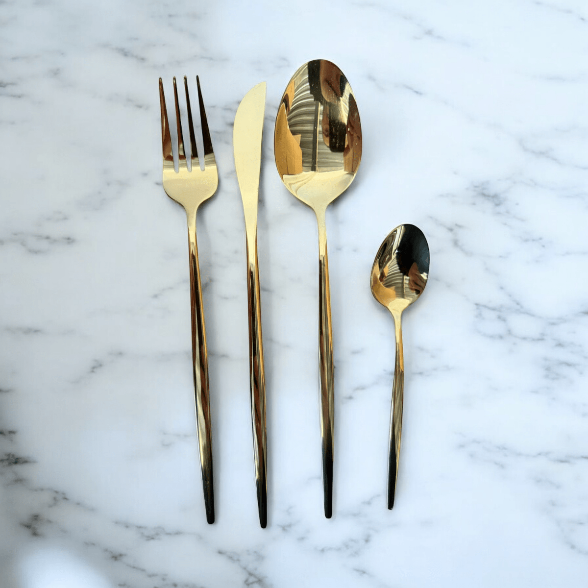Kadirelli Bestekset - 24 - delig - Goud - Roestvrij Staal - Voor 6 Personen - TEKZEN