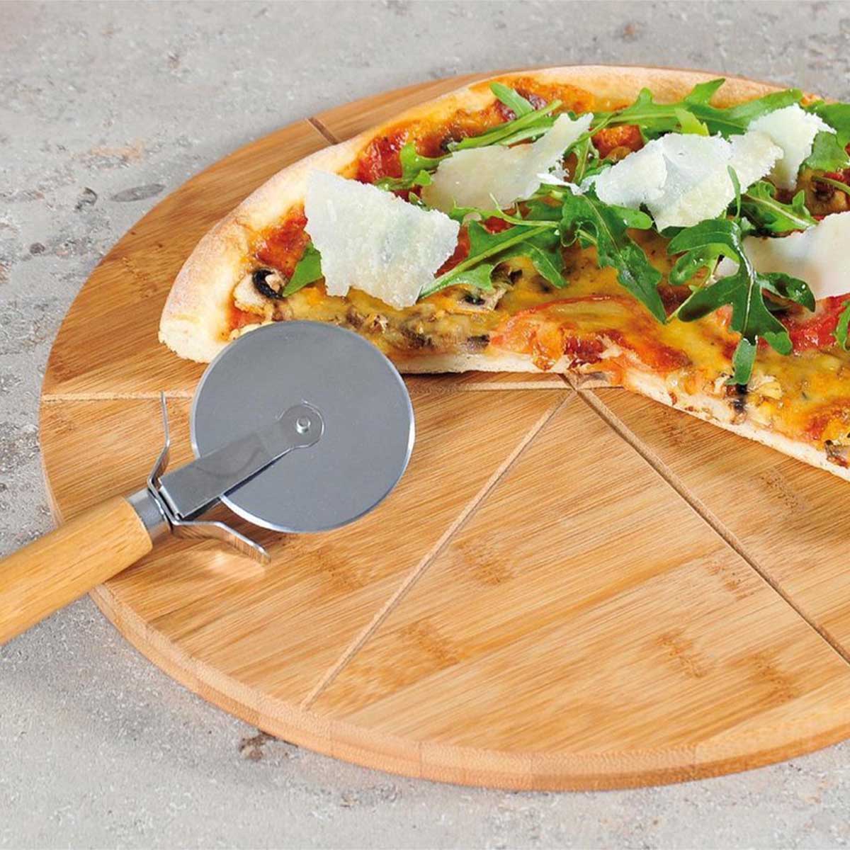 Kadirelli Pizzaplank met Pizzasnijder – Bamboe – 34 cm – Serveerplank met Handvat pizzaplank