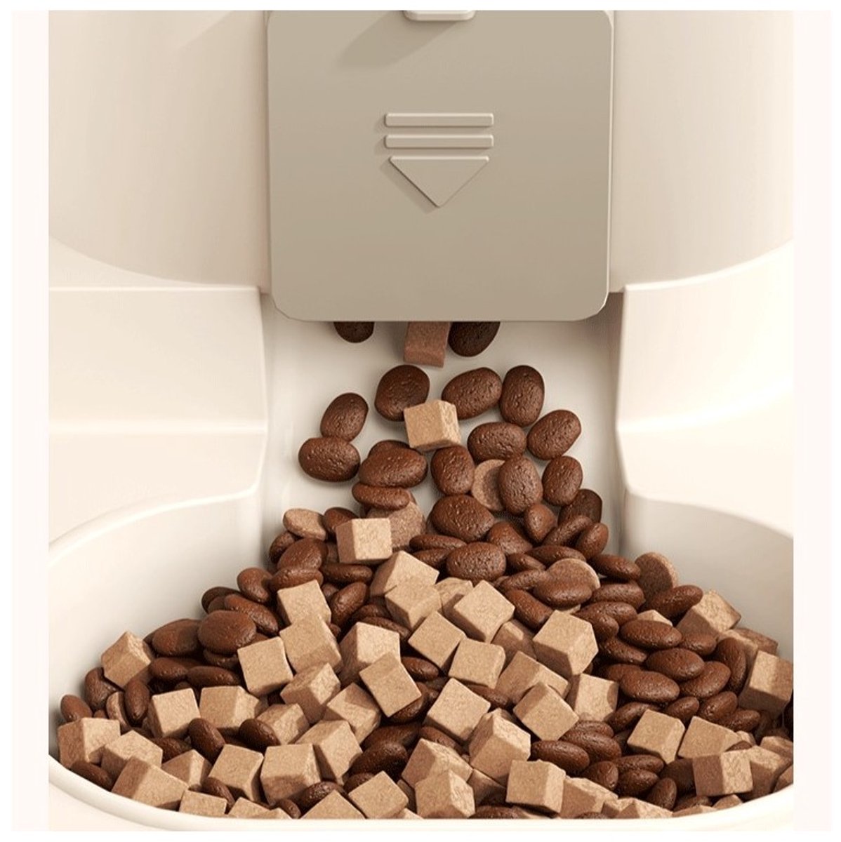 Hauskraft Automatische Voer- en Drinkbak 2-in-1 - Cremé - 25x23x20cm - Voor Hond & Kat